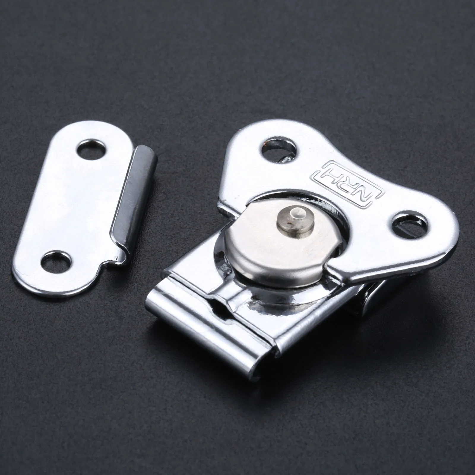 2pcs/set Stainless Steel Butterfly Toggle Latch Catch Clamp Box Buckle Rotary Lock Flight Case 52*38mm Baggage Accessories