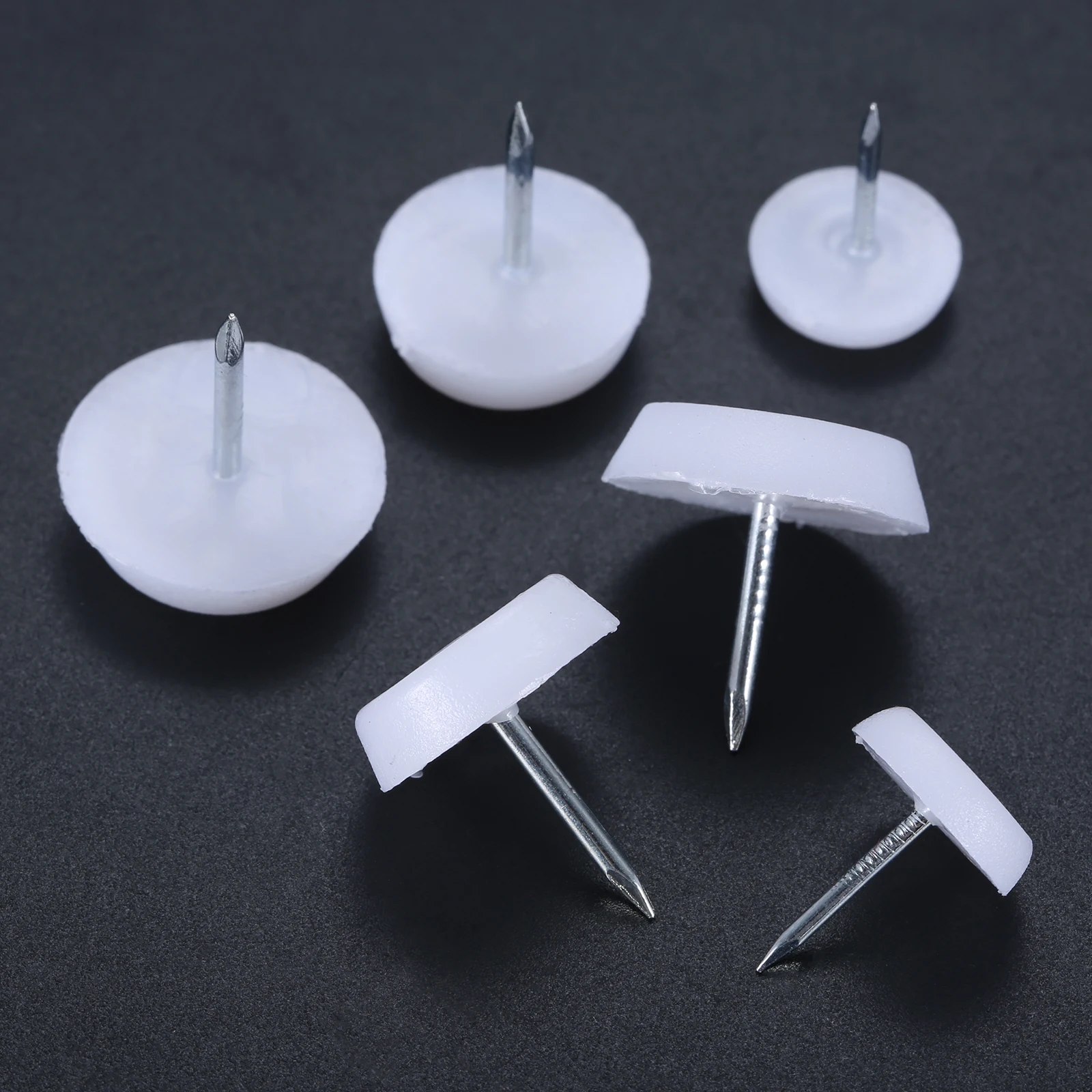 50pcs Furniture Feet Nails Stick-on Glide Skid Pad Screw-in 14/18/20mm Lat-Bottom Round Chair Table Leg Protector White Plastic